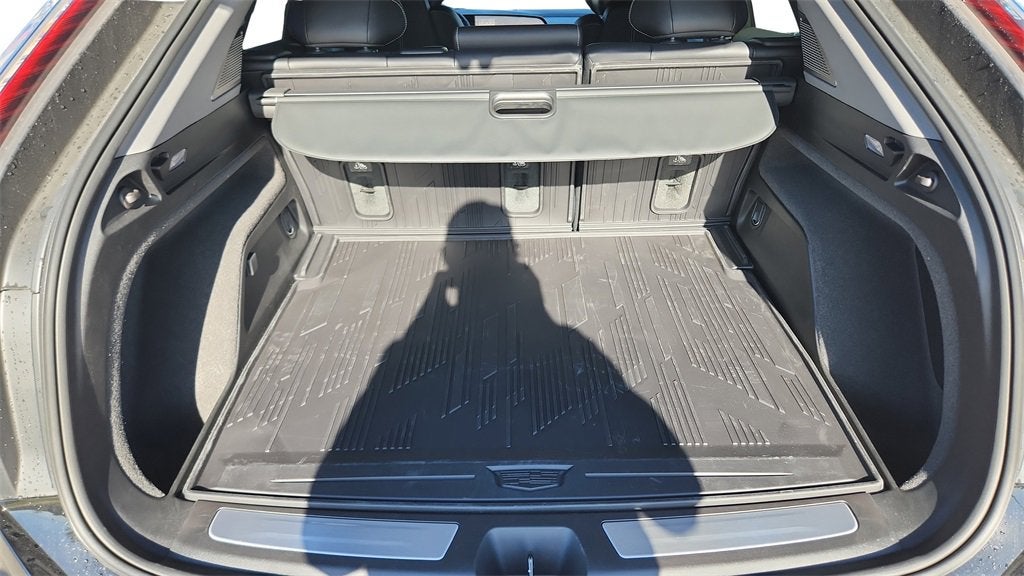 2026 Cadillac OPTIQ Premium Luxury