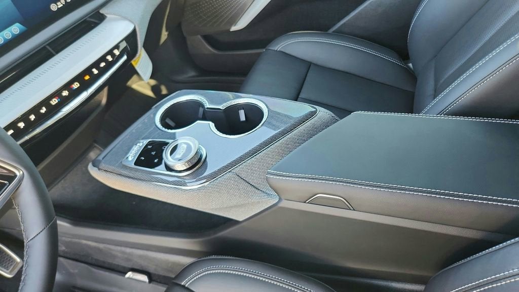 2026 Cadillac OPTIQ Premium Luxury