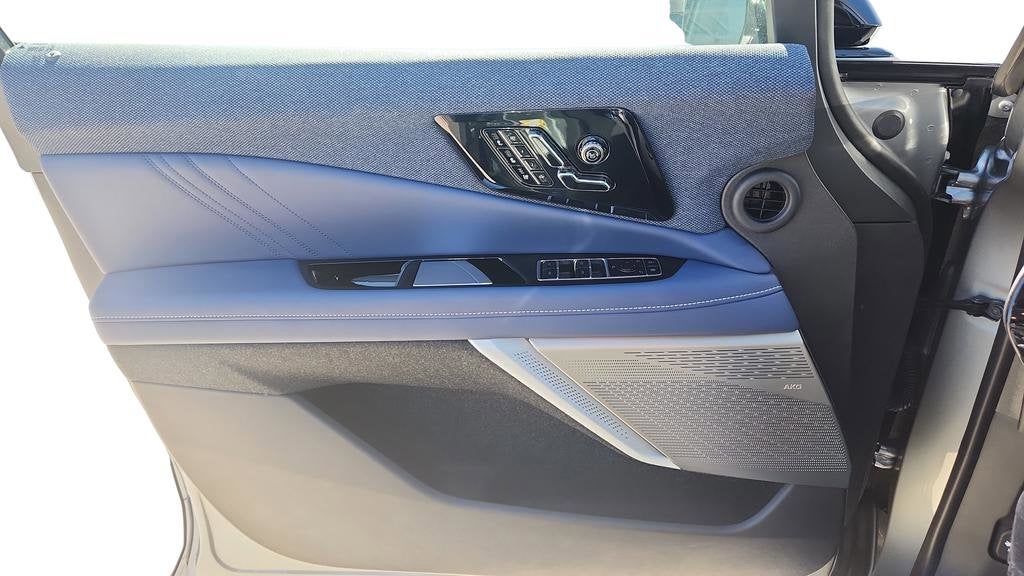 2026 Cadillac OPTIQ Premium Luxury