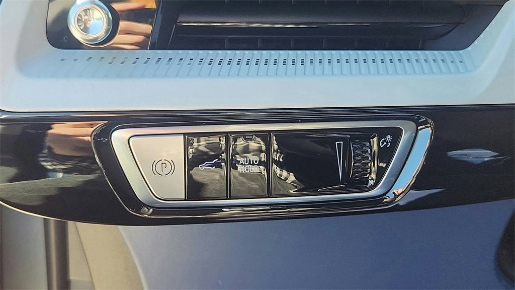 2026 Cadillac OPTIQ Premium Luxury