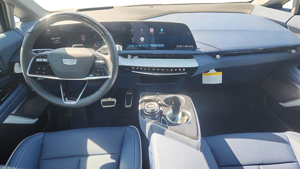 2026 Cadillac OPTIQ Premium Luxury