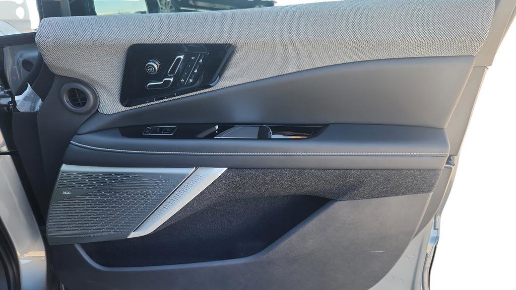 2026 Cadillac OPTIQ Premium Luxury