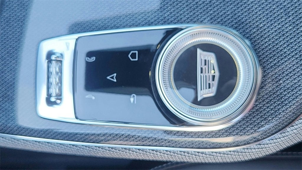 2026 Cadillac OPTIQ Premium Luxury