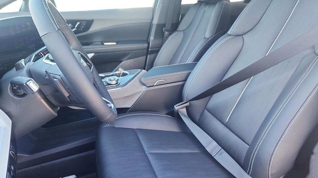 2026 Cadillac OPTIQ Premium Luxury