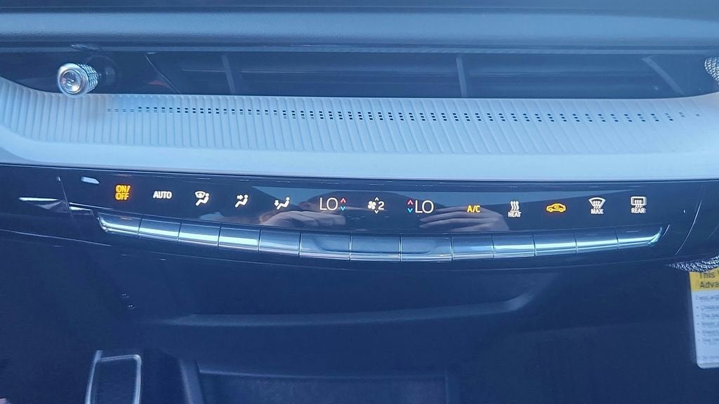 2026 Cadillac OPTIQ Premium Luxury