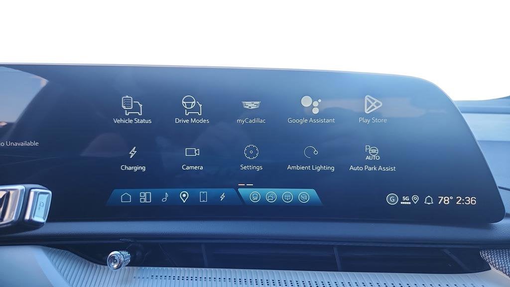 2026 Cadillac OPTIQ Premium Luxury