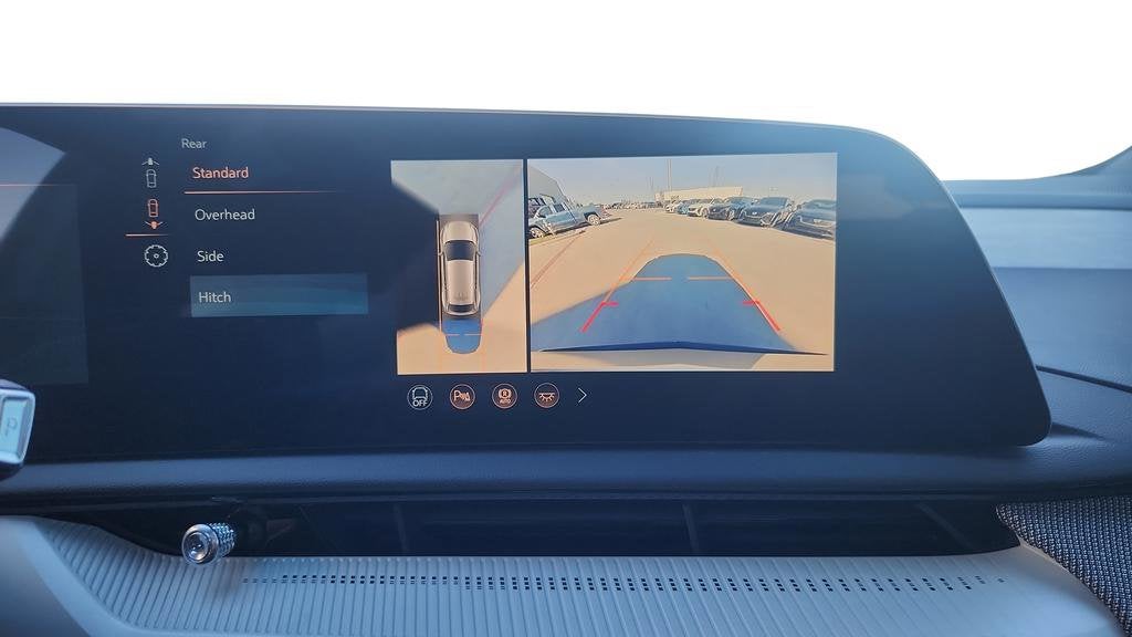 2026 Cadillac OPTIQ Premium Luxury