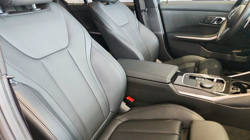 2024 BMW 3 Series 330i