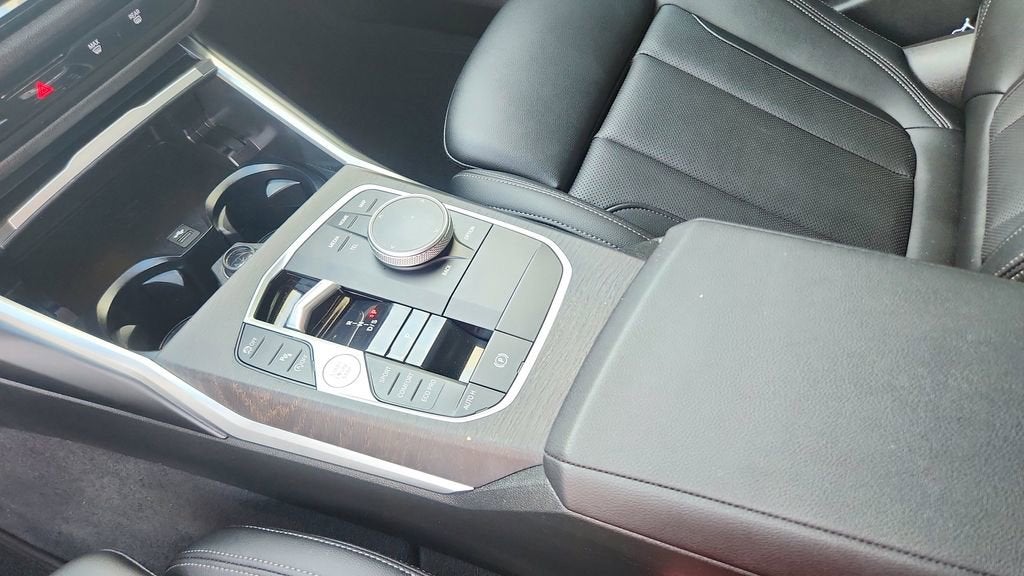 2024 BMW 3 Series 330i