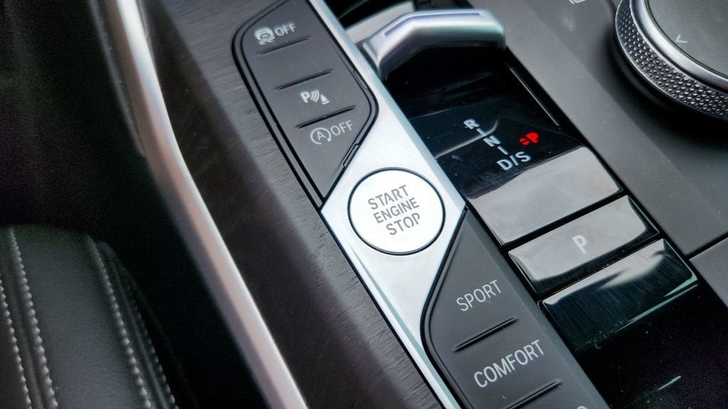 2023 BMW 3 Series 330i xDrive