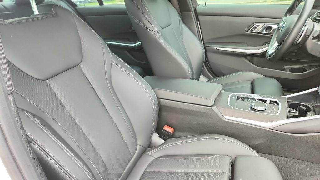 2023 BMW 3 Series 330i xDrive