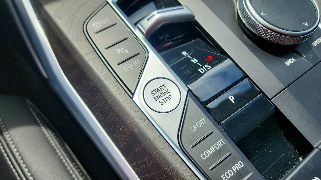 2023 BMW 3 Series 330i xDrive