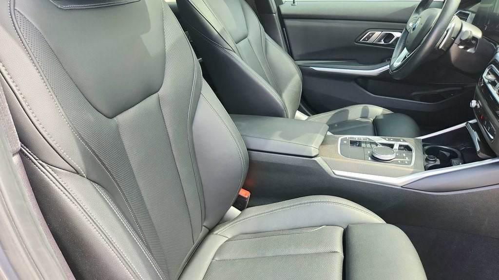 2023 BMW 3 Series 330i xDrive