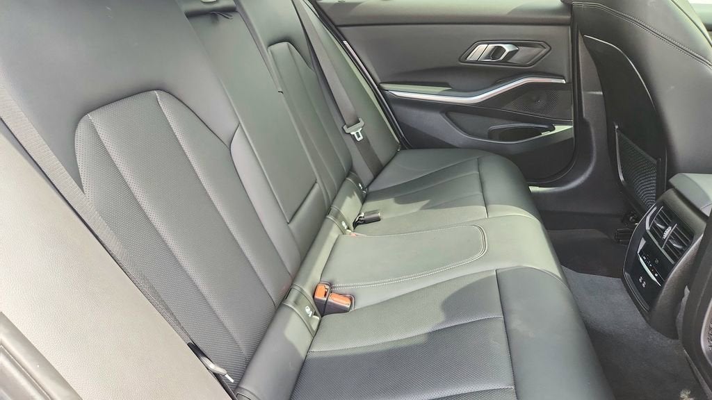 2023 BMW 3 Series 330i xDrive