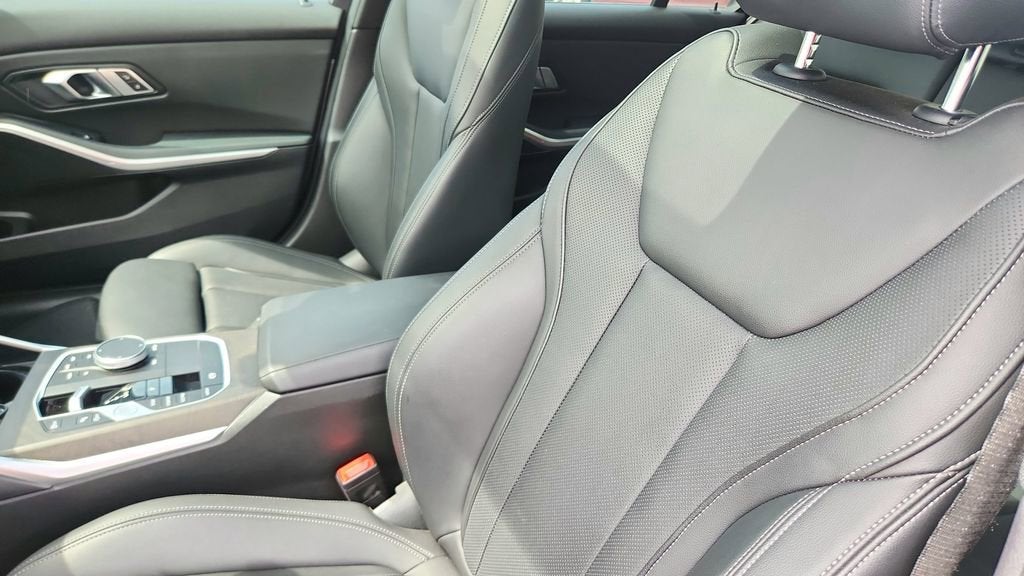 2023 BMW 3 Series 330i xDrive