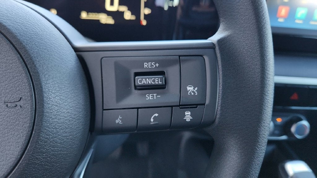 2025 Nissan Kicks S