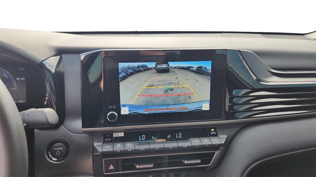 2025 Toyota Camry LE