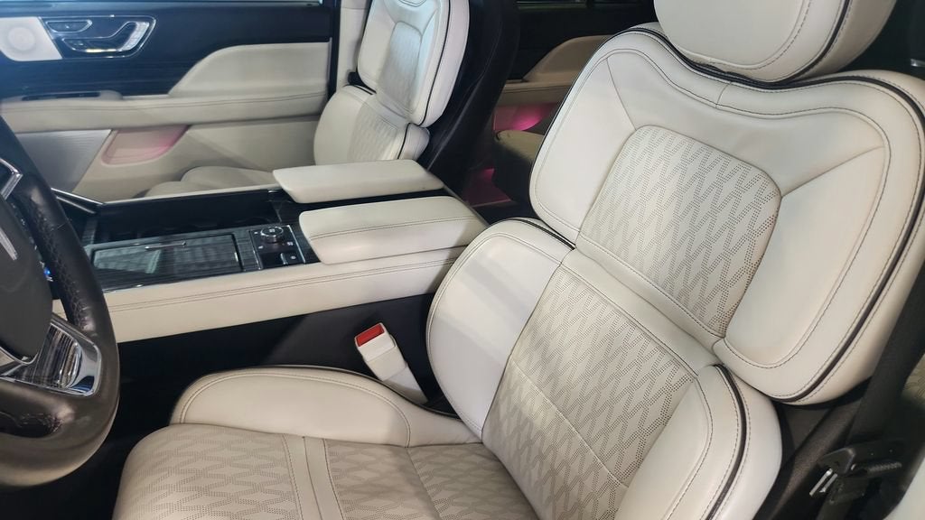 2023 Lincoln Navigator Black Label