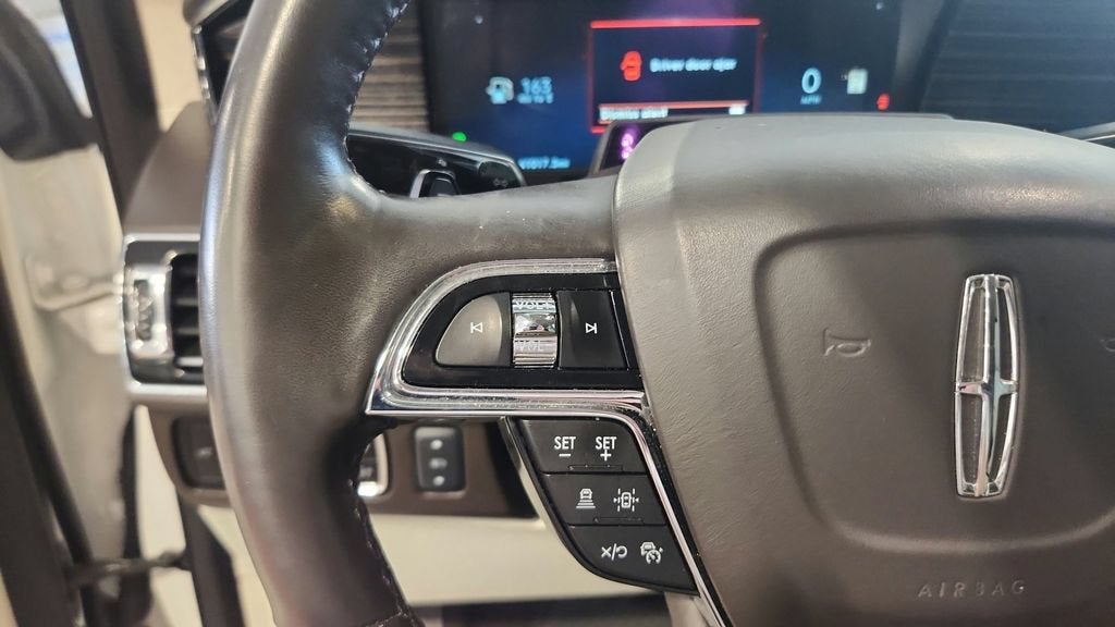 2023 Lincoln Navigator Black Label