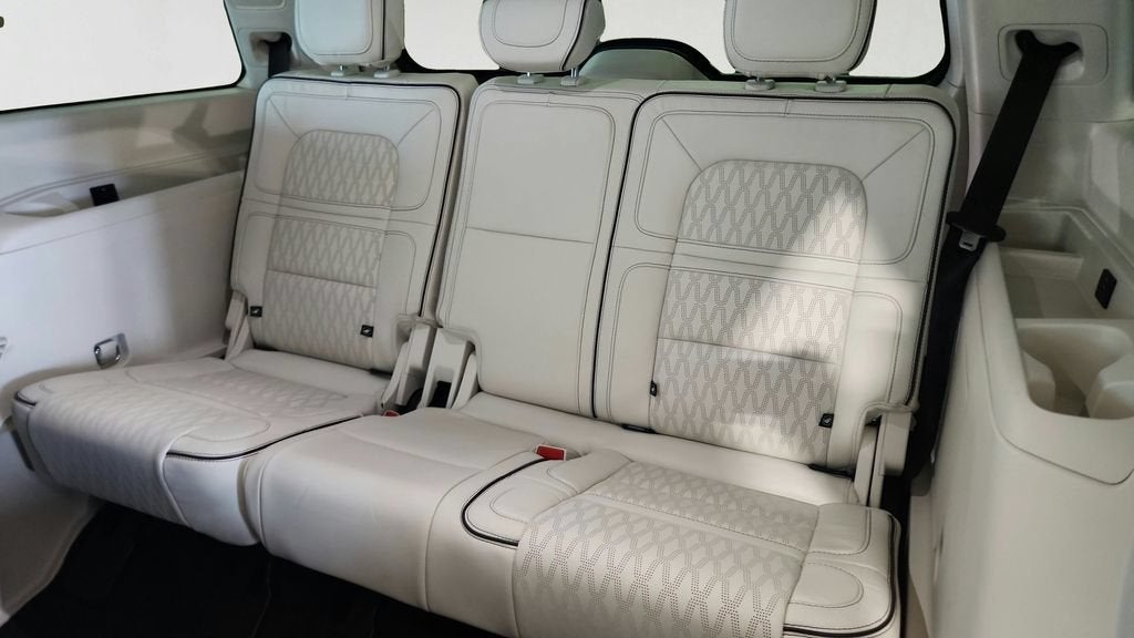 2023 Lincoln Navigator Black Label