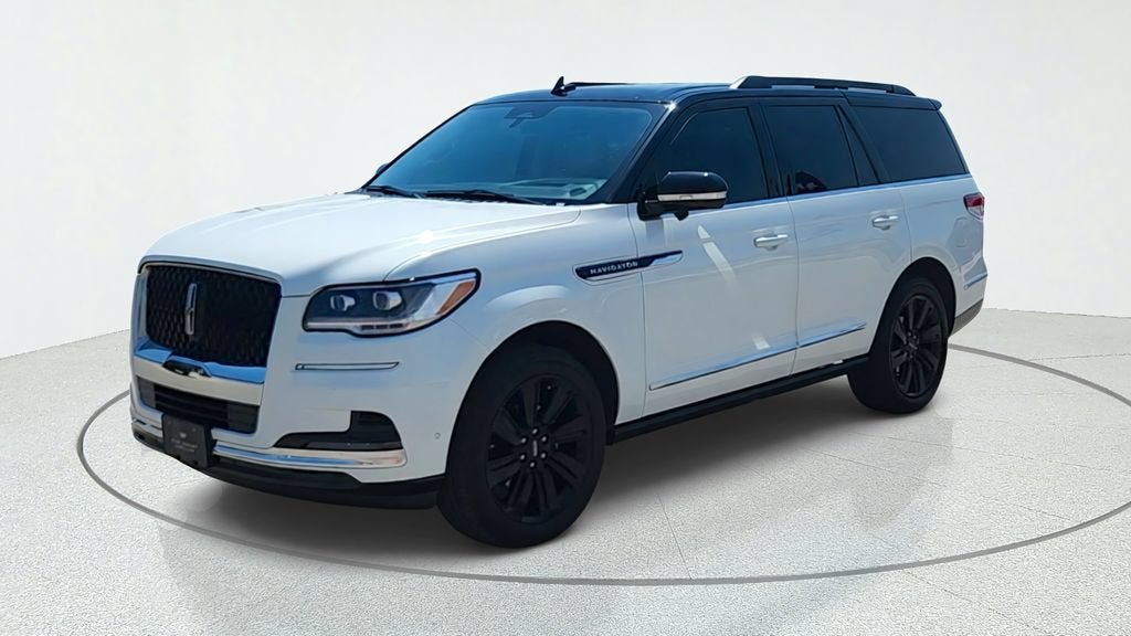 2023 Lincoln Navigator Black Label