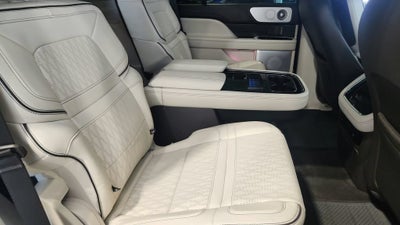 2023 Lincoln Navigator Black Label