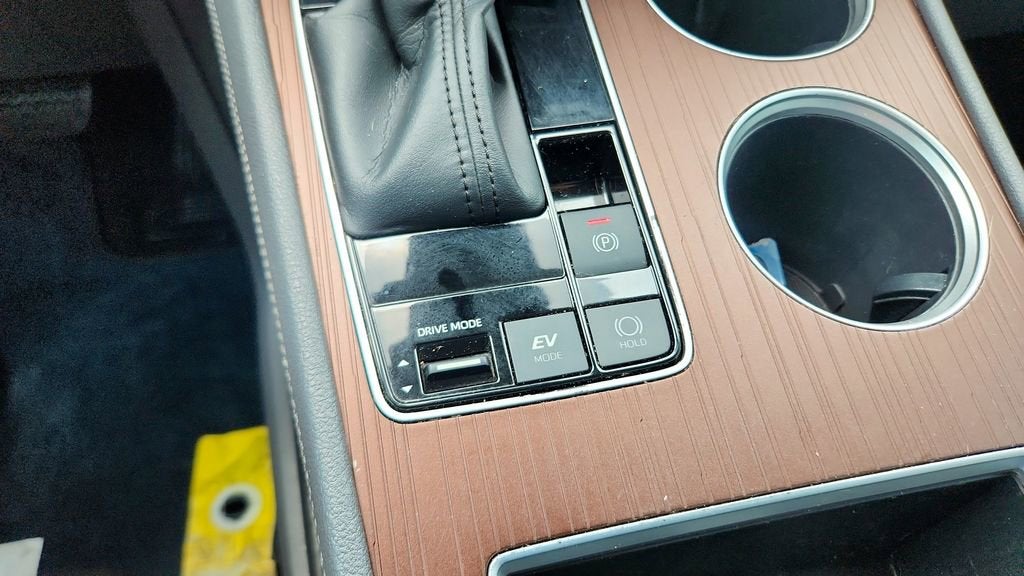 2022 Toyota Sienna LE