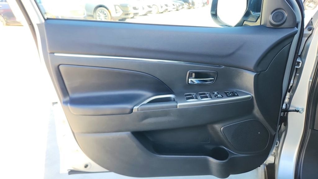 2024 Mitsubishi Outlander Sport S