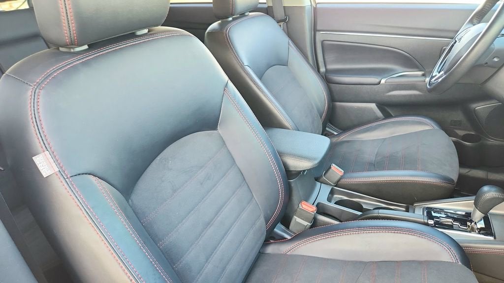 2024 Mitsubishi Outlander Sport S