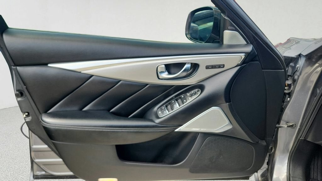 2022 INFINITI Q50 LUXE