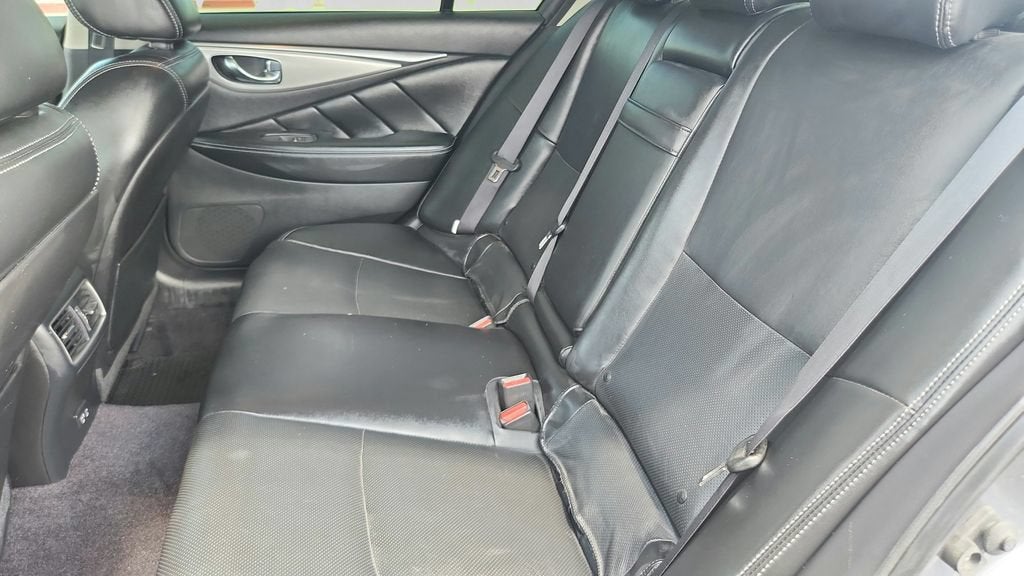 2022 INFINITI Q50 LUXE