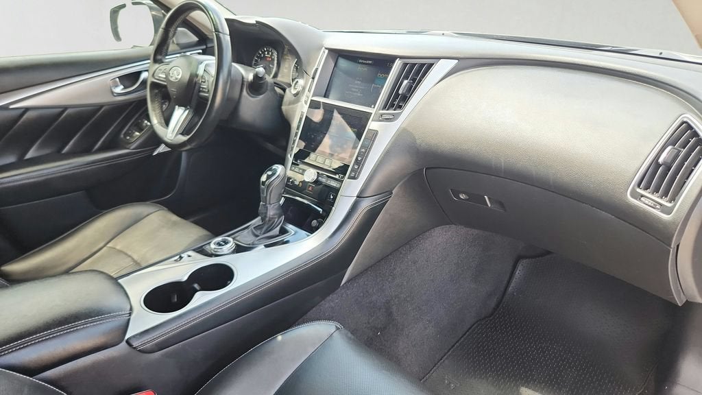 2022 INFINITI Q50 LUXE