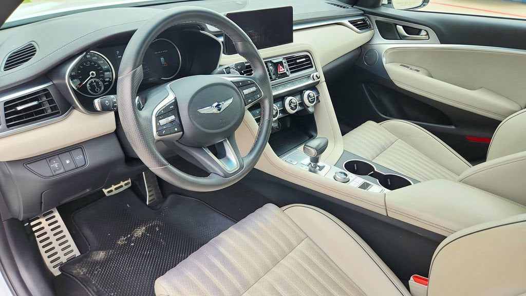 2023 Genesis G70 2.0T