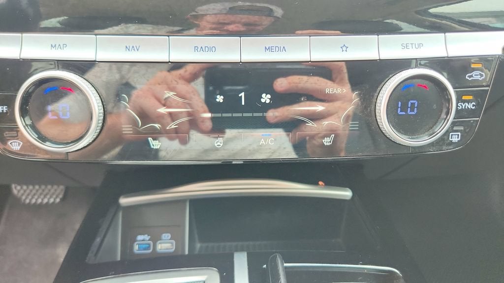 2023 Genesis G80 2.5T