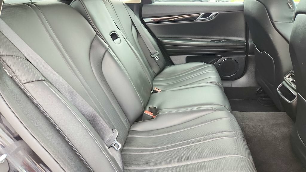 2023 Genesis G80 2.5T