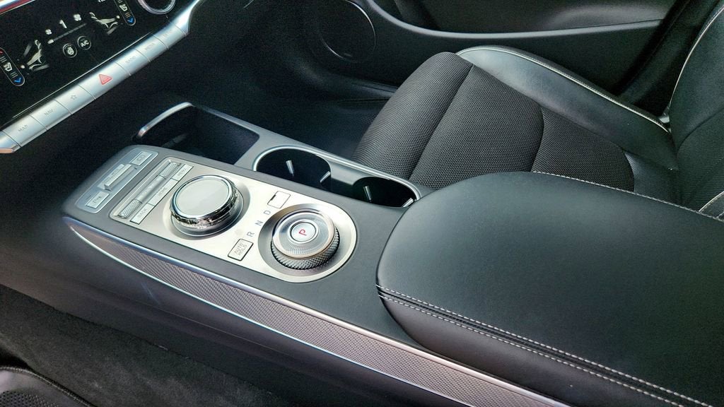 2023 Genesis GV70 2.5T