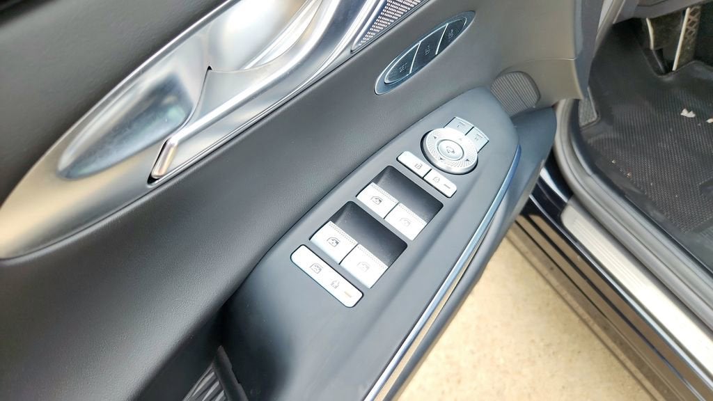 2023 Genesis GV70 2.5T