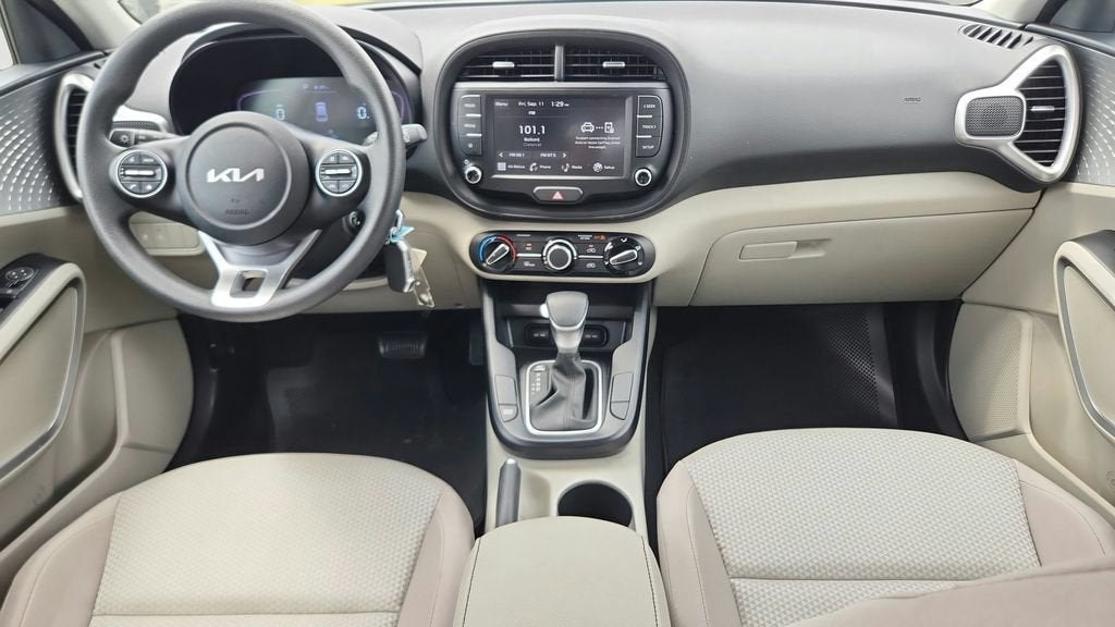 2024 Kia Soul LX