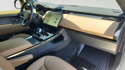 2025 Land Rover Range Rover Sport SE