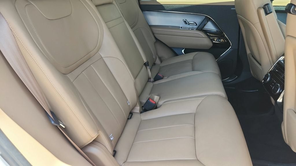 2025 Land Rover Range Rover Sport SE