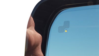 2023 Land Rover Defender X-Dynamic SE