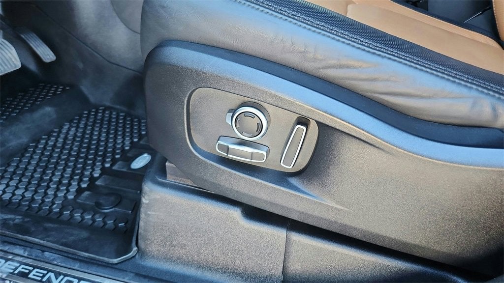 2023 Land Rover Defender X-Dynamic SE