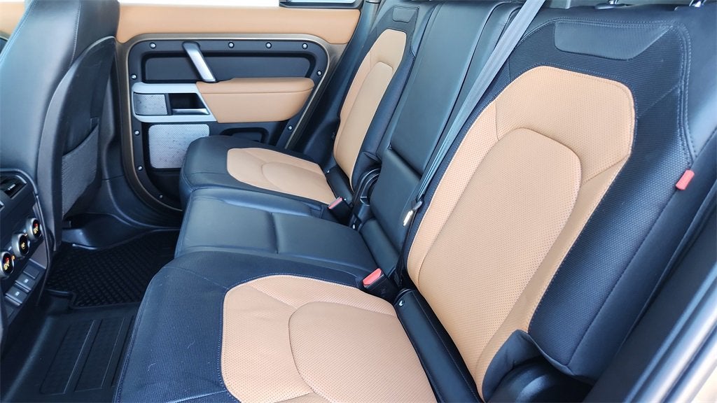 2023 Land Rover Defender X-Dynamic SE