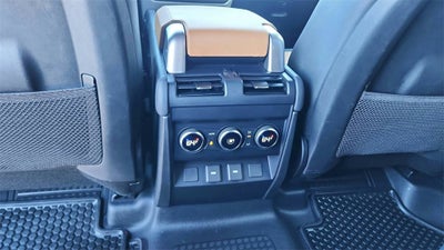 2023 Land Rover Defender X-Dynamic SE