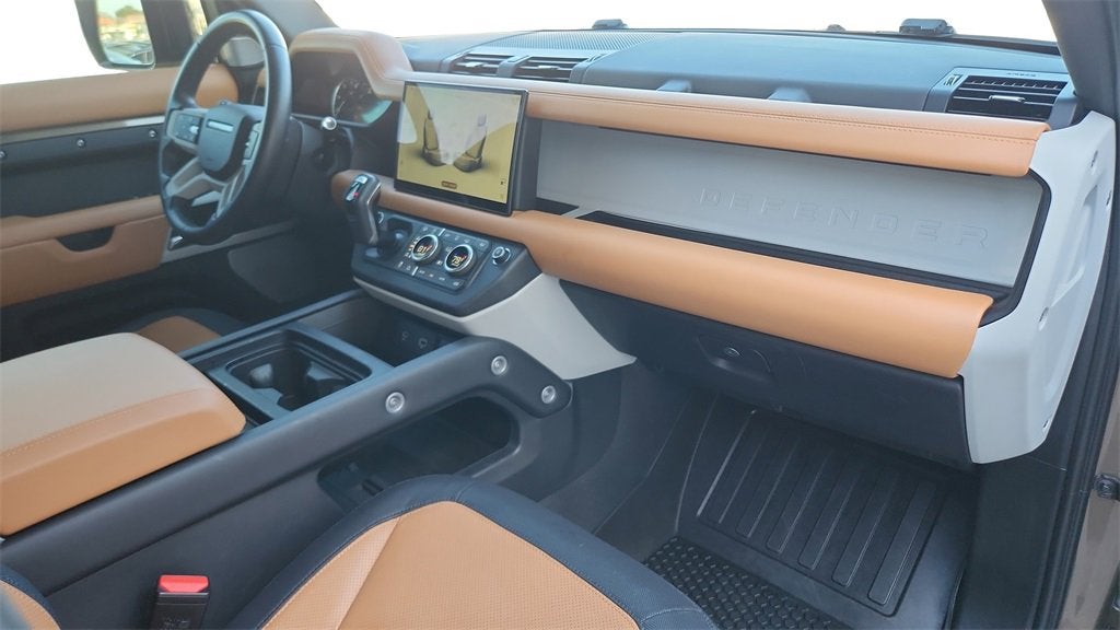 2023 Land Rover Defender X-Dynamic SE