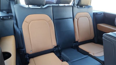 2023 Land Rover Defender X-Dynamic SE