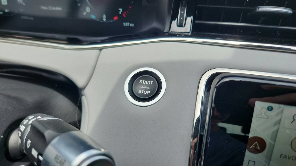 2021 Land Rover Range Rover Evoque R-Dynamic SE
