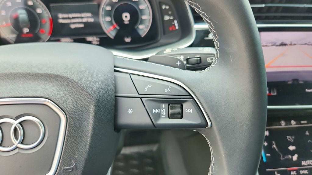 2025 Audi Q7 Premium