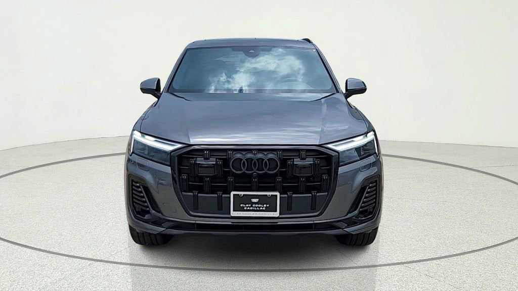 2025 Audi Q7 Premium