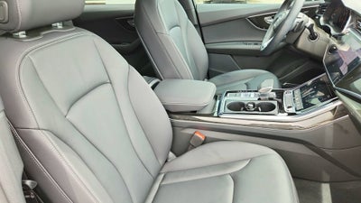 2025 Audi Q7 Premium